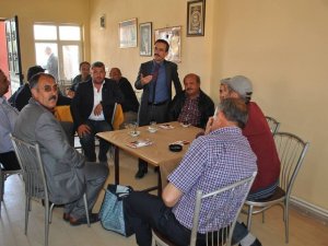 "Ülkenin kurtuluşu MHP'de"