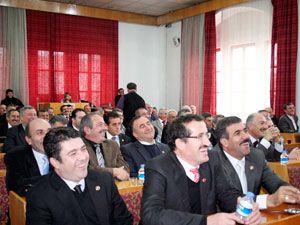 ‘Meclis’in ‘en’leri’ kırdı geçirdi