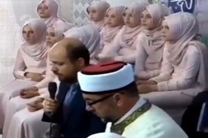 Bilal Erdoğan Bakara Suresi'ni okudu