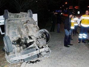 Kamyonette alkol keyfi kazayla bitti