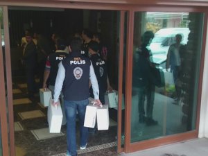 Av. M.O. gözaltına alındı