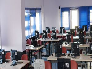 Ereğli'de Polis Okulu’na bilgisayar laboratuvarı