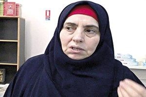 Yazar Emine Şenlikoğlu gözaltına alındı