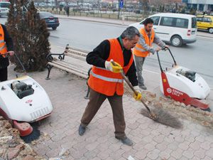 Karatay’da mini temizlik araçları