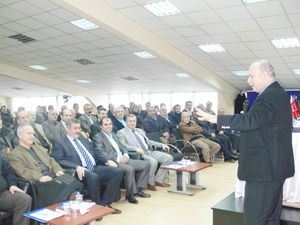 Muhasebecilere etkili iletişim anlatıldı