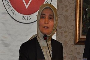 Sare Davutoğlu'ndan Akşener'e telefon!