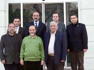 Millet iş-aş derdinde
