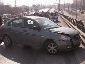 4 Araç birbirine girdi: 1 ölü