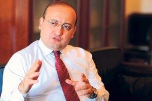 Akdoğan: HDP'nin barajı aşması tehlikeli!