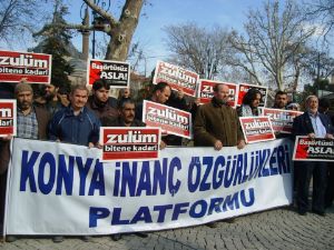 ‘Aydınlıkları karartamayacaklar’