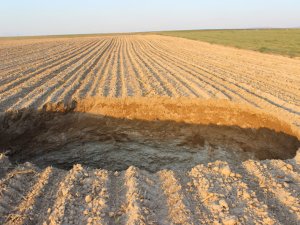 Konya'da yeni obruk oluştu