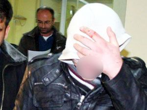 Kendisine ‘gardaş’ diyen genci bıçakladı  