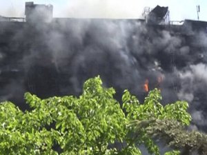 Bakü'de yangın: 16 ölü