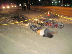 Tır Şarjlı Bisiklete Çarptı: 1 Ölü, 1 Yaralı