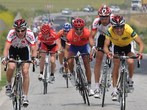 Şeker’in pedalları boş durmuyor