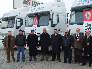 Cömert, filosunu 5 yeni Renault’la güçlendiriyor