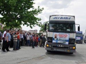 Suriye ve Karadağ için 16 TIR yardım