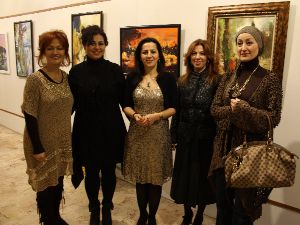 Sanat sever kadınlar resim sergisi açtı