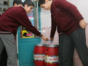 Selçuklu'da bin 200 kilogram atık pil toplandı