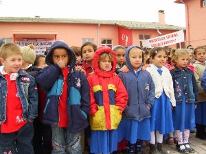 Öğrenciler Pazartesi günü ders başı yapacak