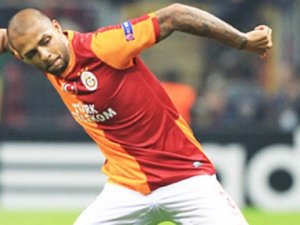 Galatasaray'da Felipe Melo depremi!