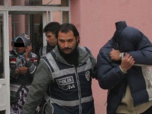 Aile'ce uyuşturucudan yakalandılar