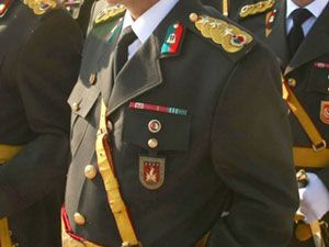 ÜÇ KOMUTANIN TERFİ ETTİRİLMEMESİ