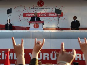Kandil'e bir tek Türk bayrağı dikmeye gideriz