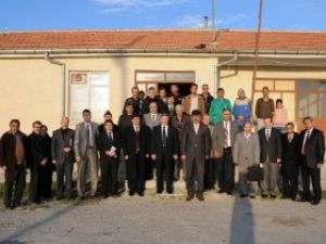 Vali Kahraman köy gezilerini sürdürüyor