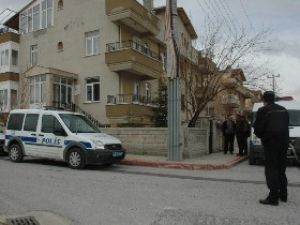 Polis eşi, kocasının tabancasıyla intihar etti