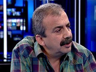 Sırrı Süreyya Önder: MHP'yle bile yürürüz