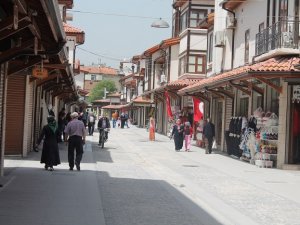 Bedesten ferahladı işler azaldı