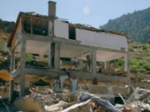 Rapor gelmeyince dava ertelendi