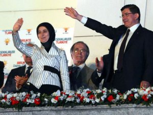 Başbakan Davutoğlu'nun balkon konuşması