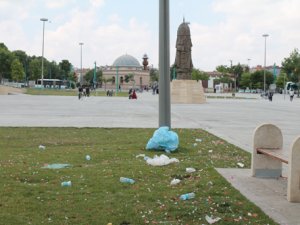 Şehir Meydanı miting alanı oldu