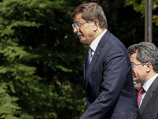Başbakan Davutoğlu kabineyi topladı