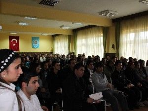 Otellere eleman yetiştiriyor