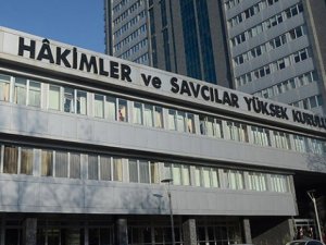 37 hakim ve savcı meslekten ihraç edildi