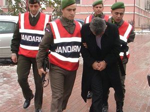 Kaşınhanı’nda sahtesubay yakalandı