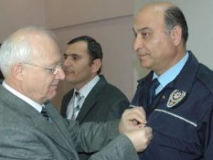 Başarılı Polislere ödül