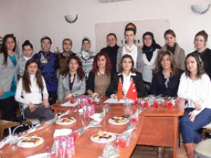 Mecliste kadın vekil sayısı arttırılmalı