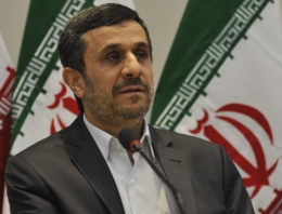 Ahmedinejad: ABD Hz. Mehdi'nin peşinde