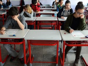 Özel okulların kayıt takvimi iptal edildi