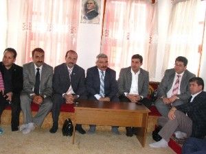 Kamu-Senden şehit annelerine anlamlı ziyaret