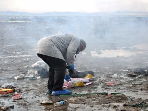 Çöplükte Bebek Cesedi Bulundu