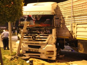 Karapınar'da trafik kazaları: 4 yaralı