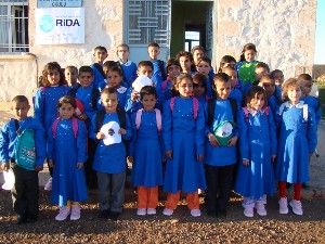 Hilvandaki öğrencilerin yüzlerini güldürdüler