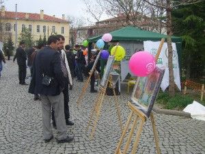 Resimlerde Filistin gerçeği anlatılıyor