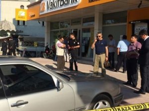 Konya’da Silahlı, Bombalı Banka Soygunu Girişimi