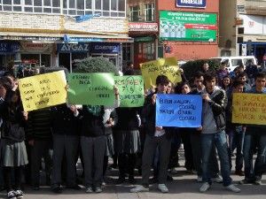 Akşehir'de YGS protestosu